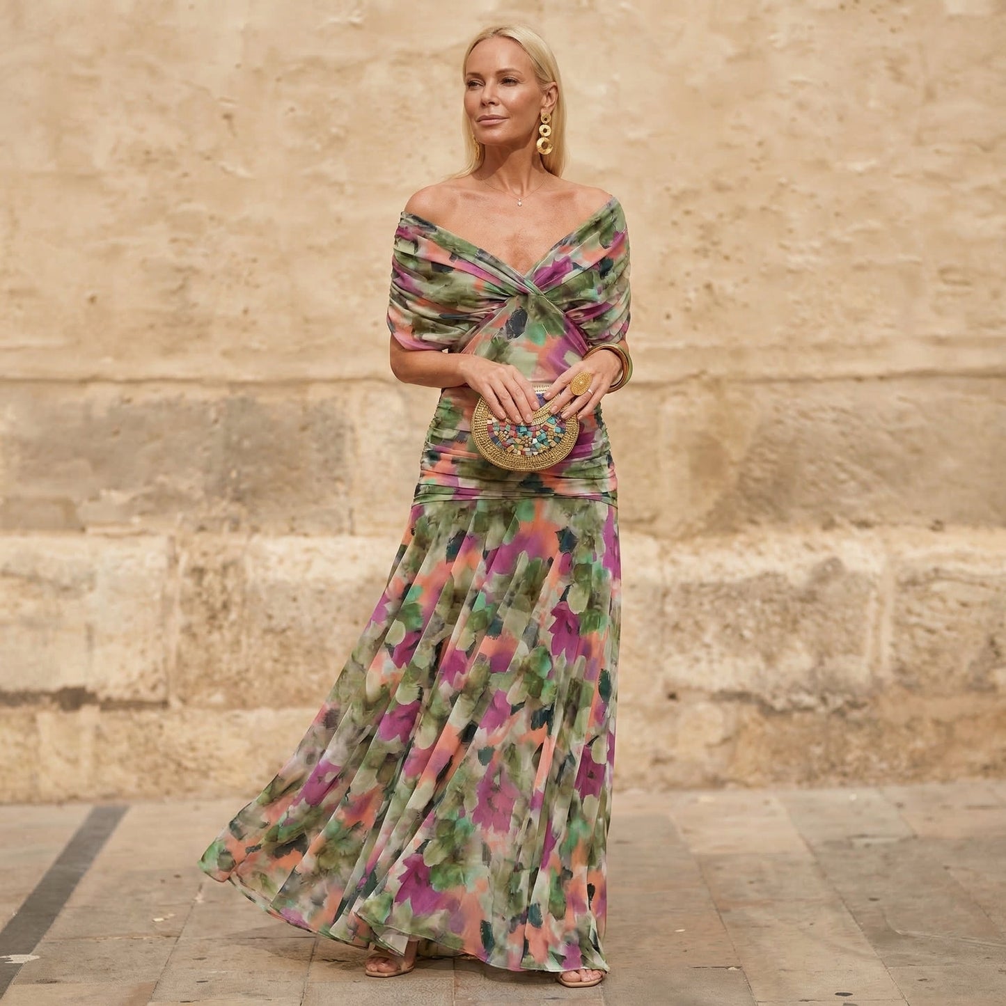 Florendra | Robe longue florale avec décolleté en V élégant