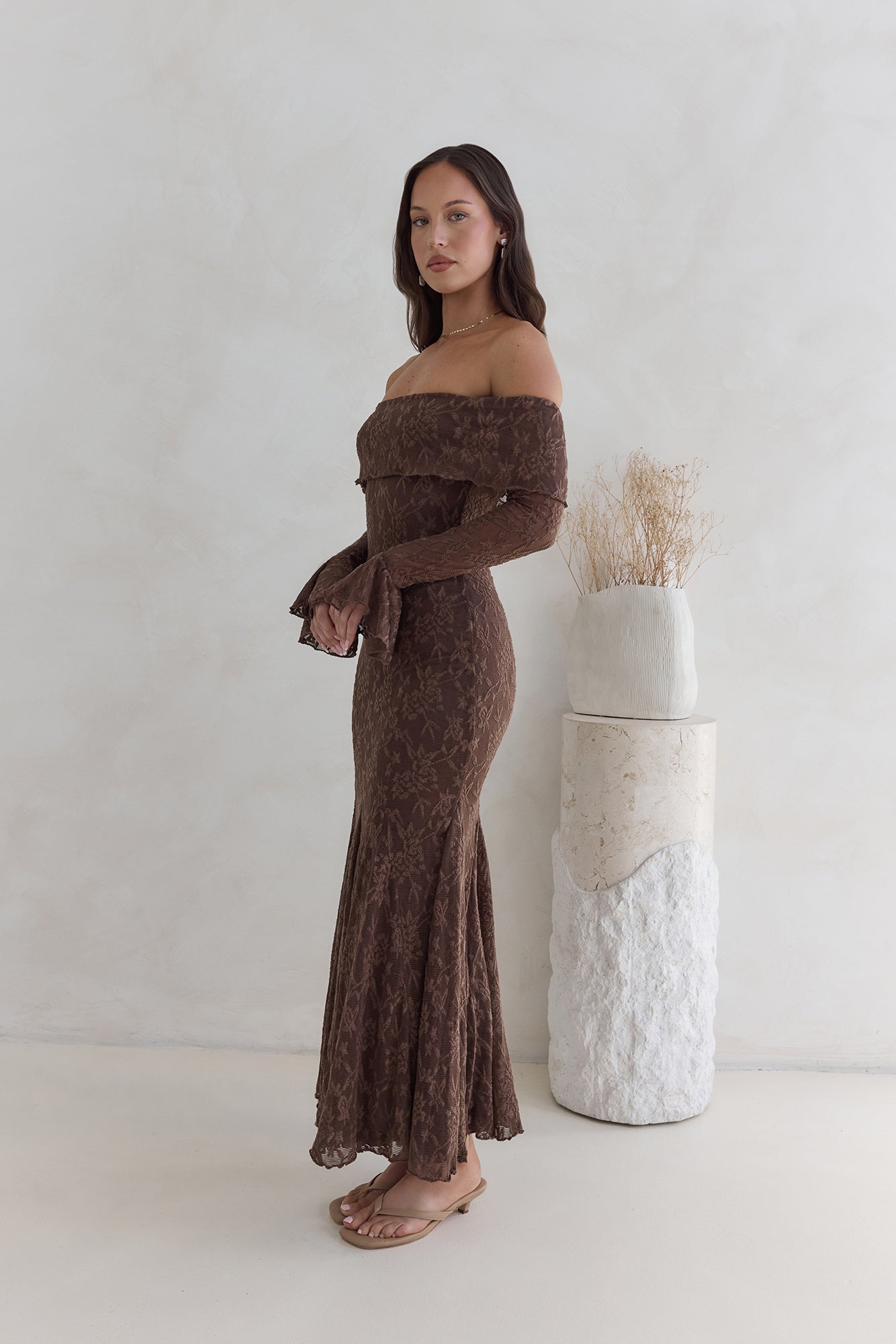 Robe Maxi en Maille Off Shoulder Here For Love Chocolat
