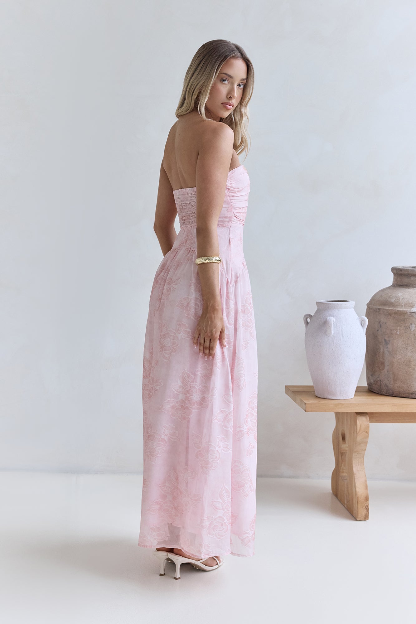 Robe Maxi Sans Manches Chemins Embrassés par les Nuages Rose