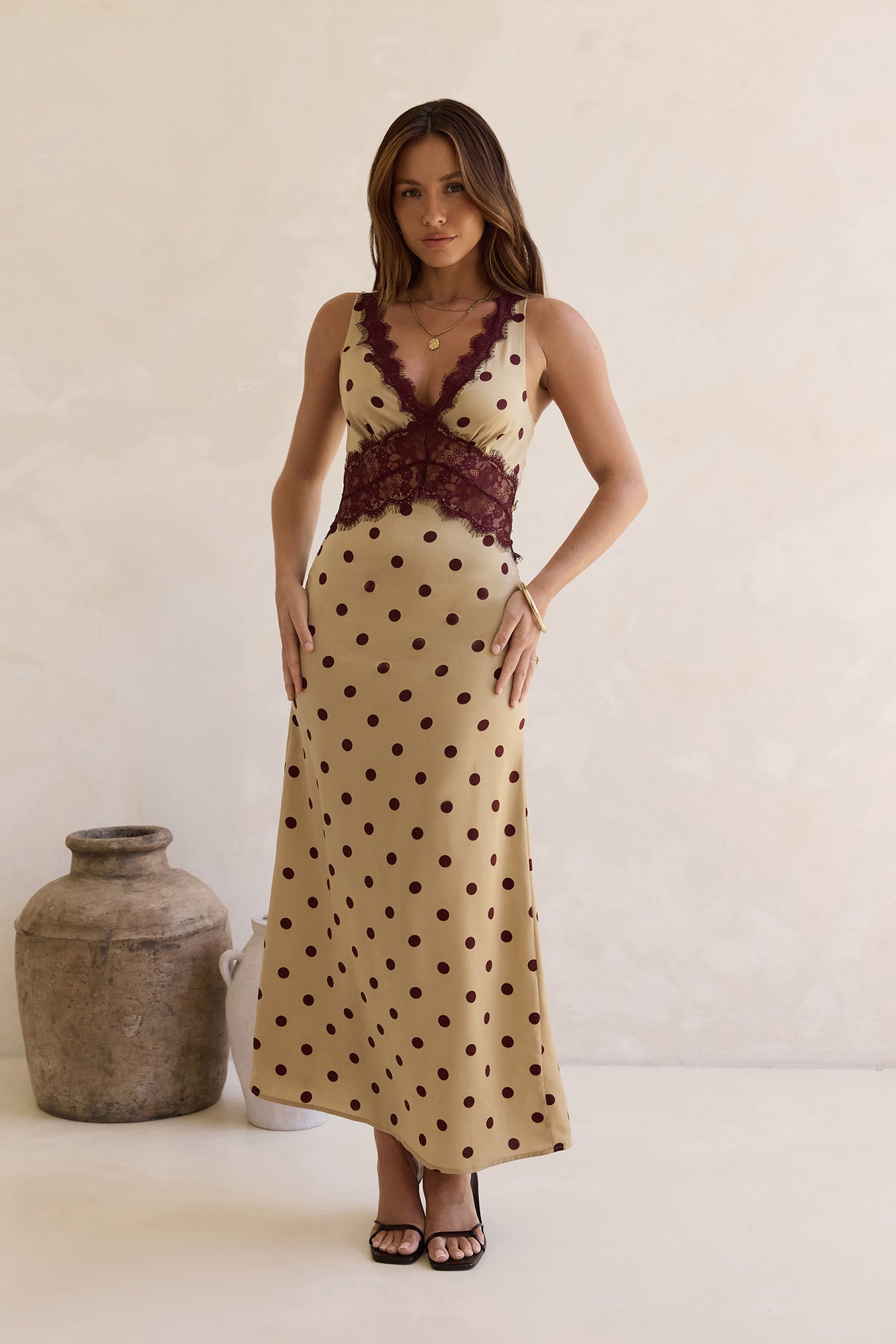 Robe Maxi à Pois en Dentelle On The Sky Marron