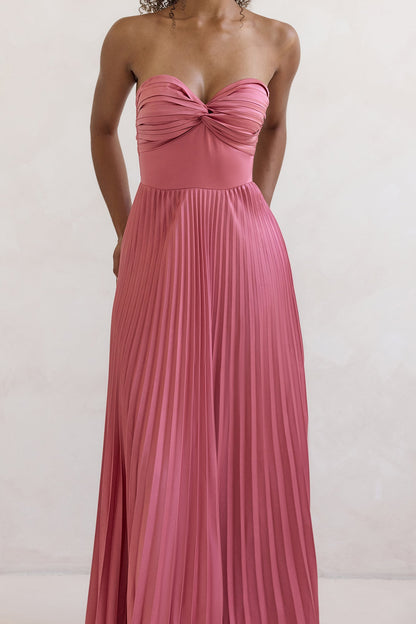 Robe Maxi Plissée Sans Manches Décades Passées Rose