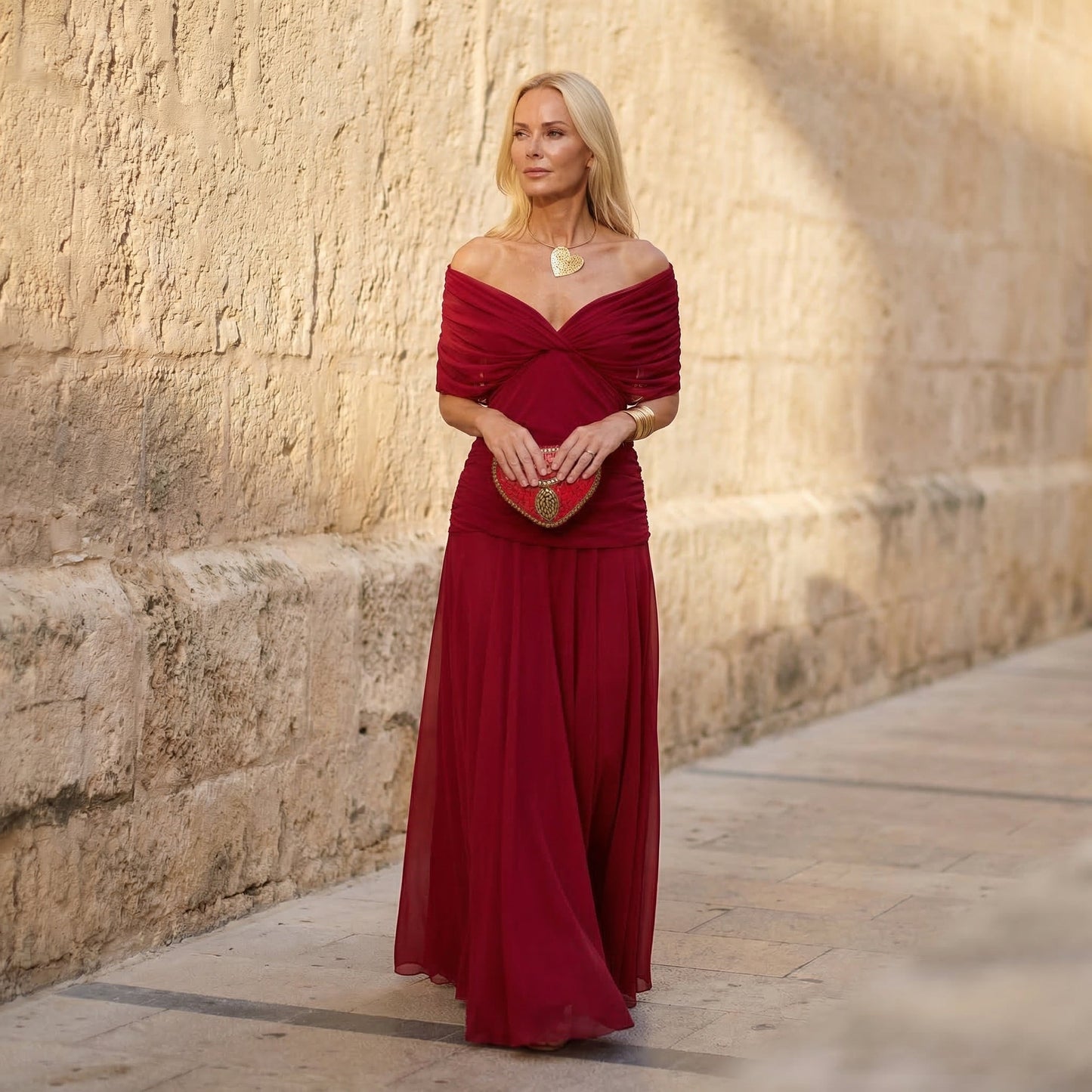 Florendra | Robe longue florale avec décolleté en V élégant